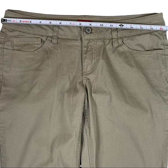 Genuine Dickies Size 13 bootcut khaki pants. Never worn, only washed, NWOT - Picture 13 of 16